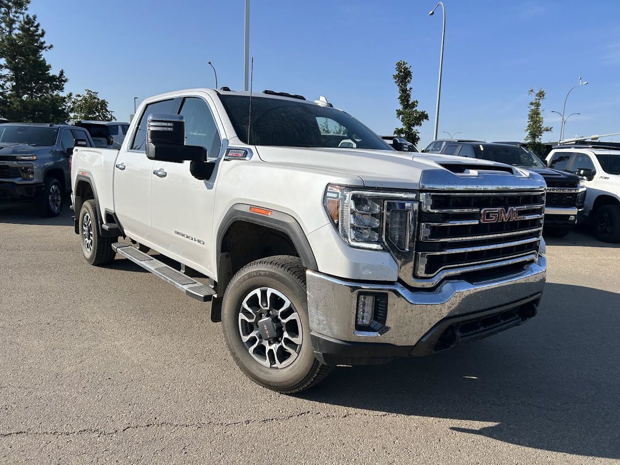 2023 GMC Sierra 3500HD 4WD Crew Cab 159 SLT White Sherwood Park - photo #1