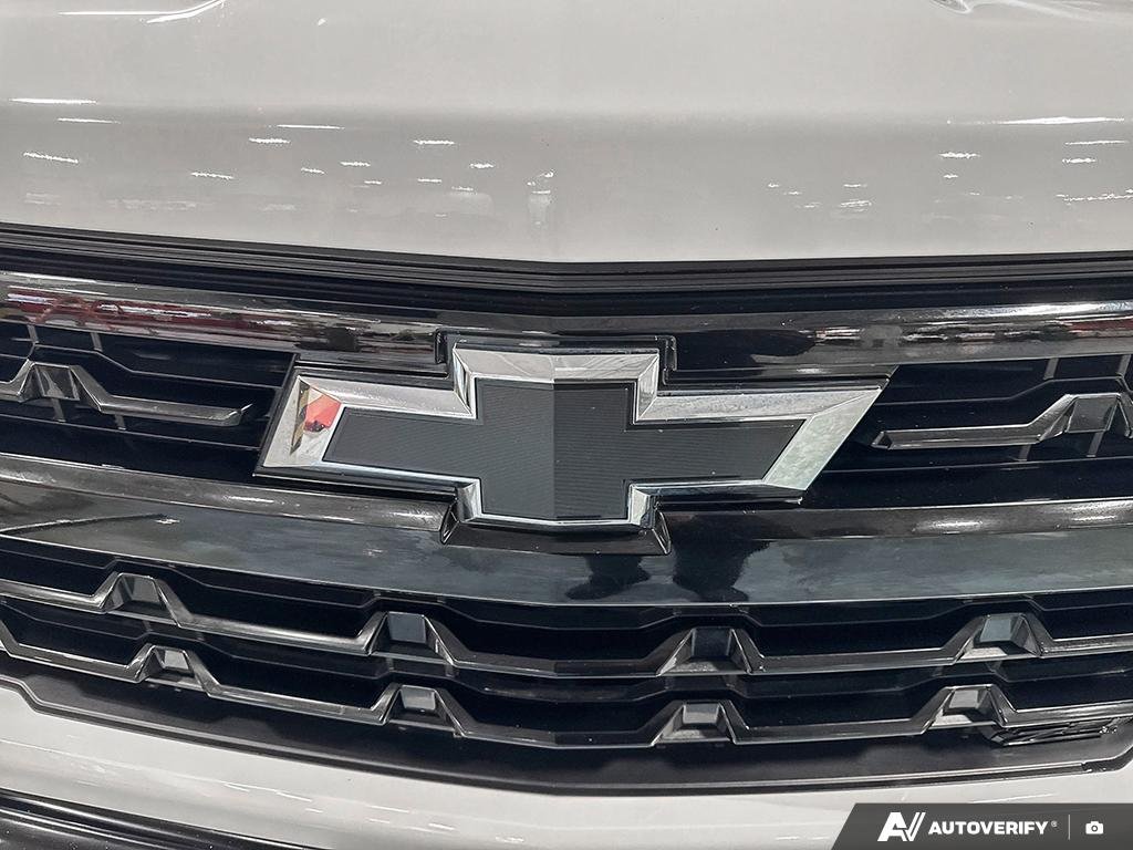 2024 Chevrolet Silverado 1500 2601703A | LT Trail Boss White Edmonton - photo #8