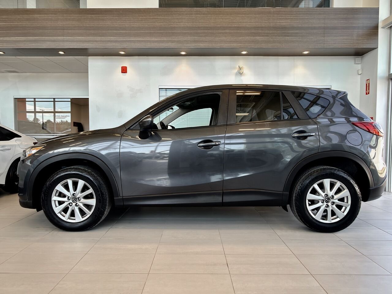 Mazda CX-5 2016 Gris Notre-Dame-des-Prairies - photo #8