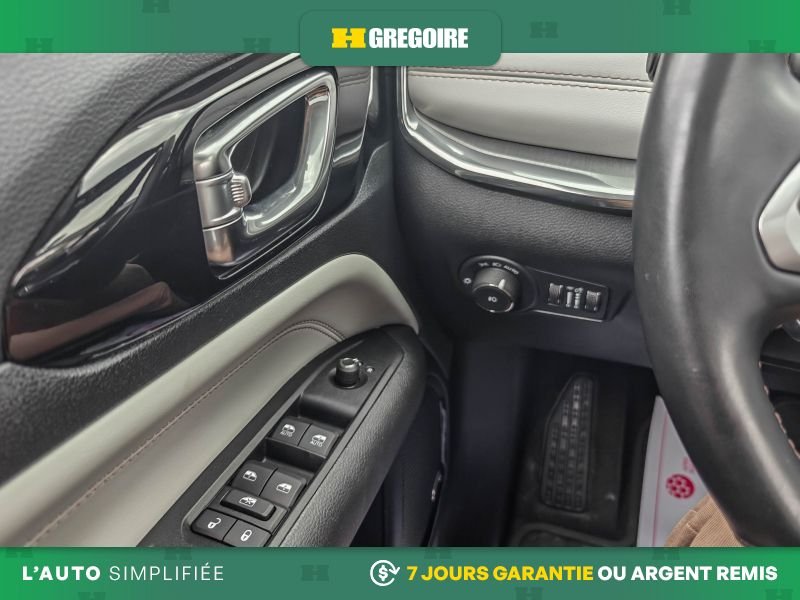 2022 Jeep Compass Black Laval - photo #19