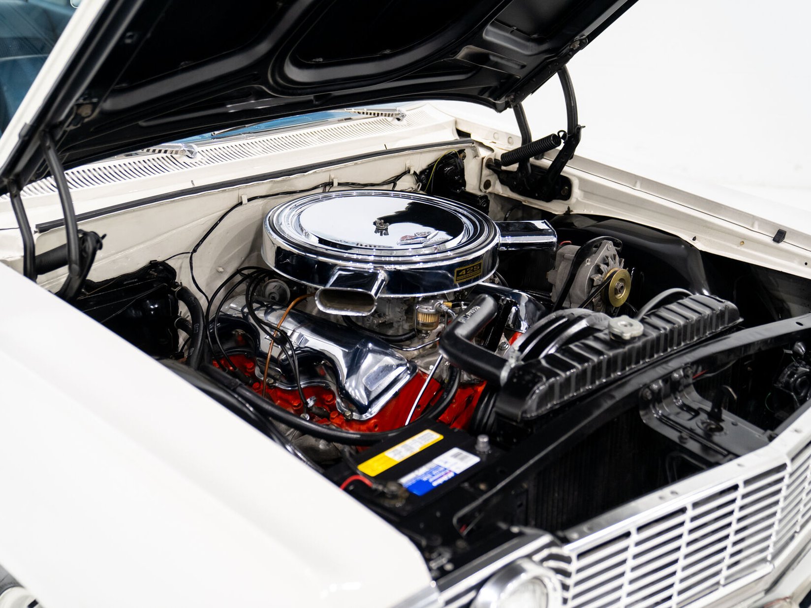 1964 Chevrolet Biscayne Matching 409 / 425HP Transmission 4 Vitesse Complètement Entièrement restauré **PRIX EN USD** White Montreal - photo #20