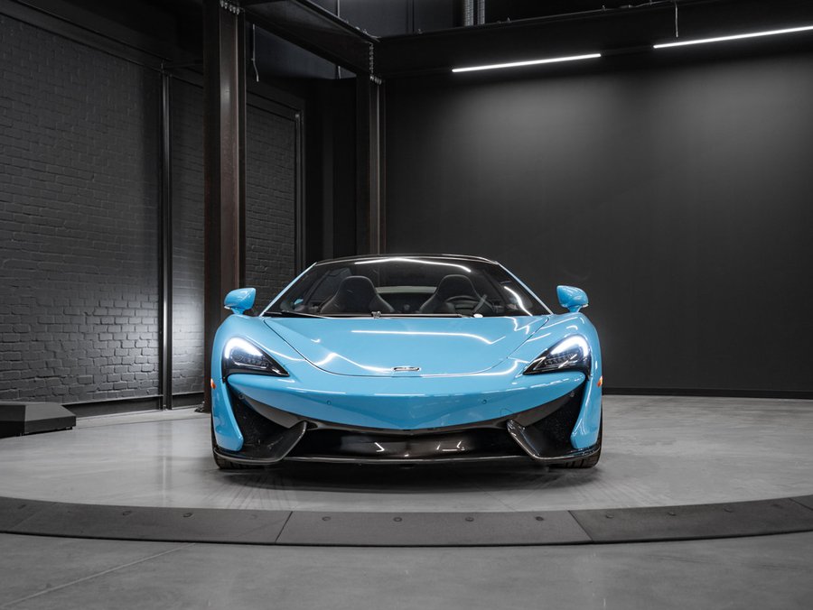 2018 McLaren 570S 2018 Blue