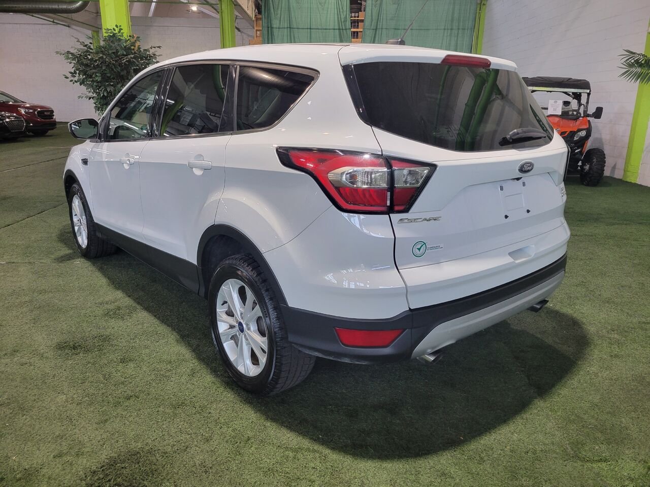 2017 Ford Escape White  - photo #3