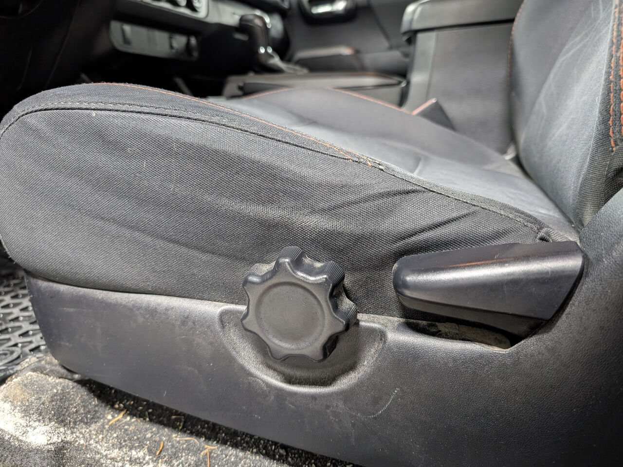Toyota Tacoma TRD SPORT/SIÈGES CHAUFFANTS/VOLANT CHAUFFANT/AC BIZONE/CAMÉRA DE RECUL/ 2017 Orange Sherbrooke - photo #9