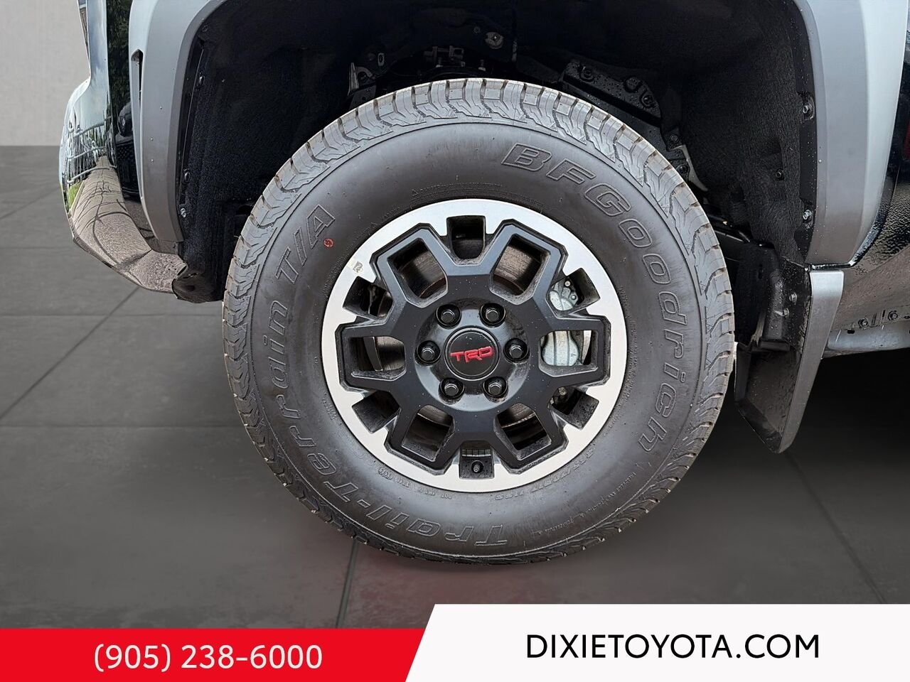 2025 Toyota Tacoma TRD OFFROAD / CLEAN CARFAX Mississauga - photo #6