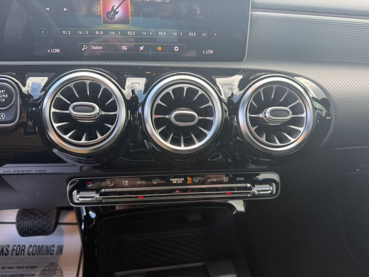 Mercedes-Benz Classe A A 250 à hayon 2019 Noir Laval - photo #23