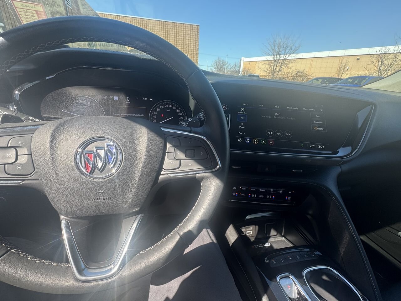 2023 BUICK ENVISION AVENIR Avenir 4 portes TI Red Ottawa & Gatineau - photo #5