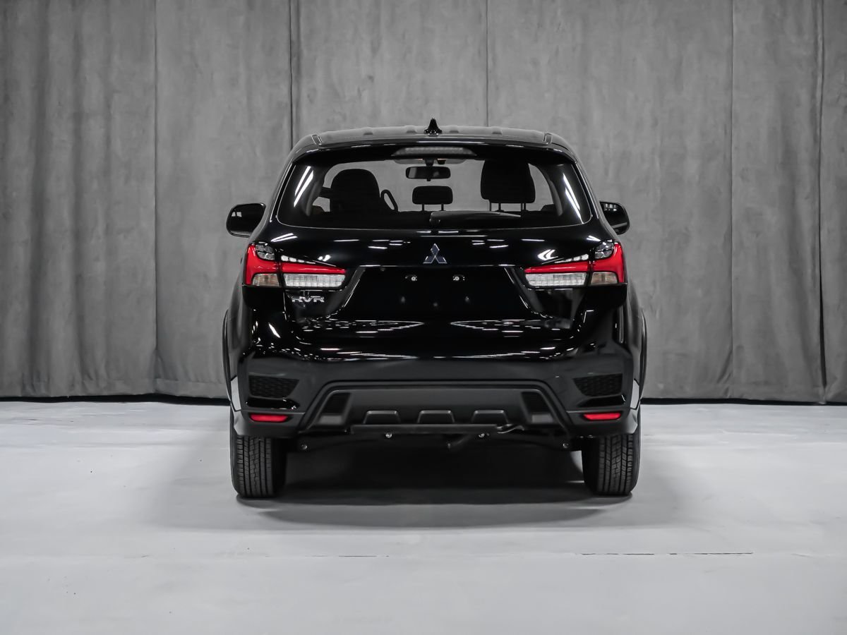 Mitsubishi RVR ES 2026 Noir Labrador Montréal - photo #3