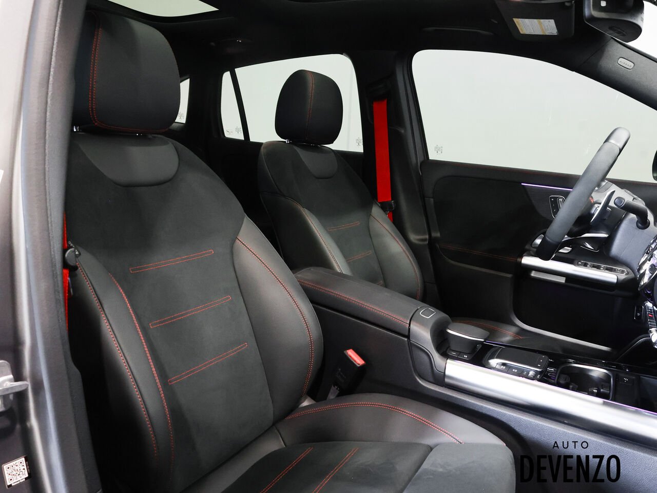 2023 Mercedes-Benz GLA Grey Saint-Eustache - photo #7