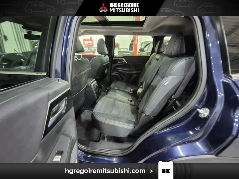 2025 Mitsubishi Outlander Plug-In Hybrid Blue Laval - photo #29
