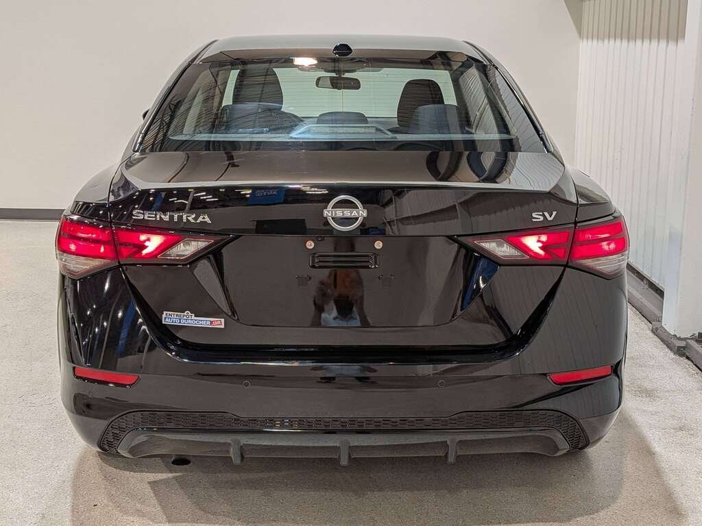 2024 Nissan Sentra SV CVT Black Val-David - photo #4