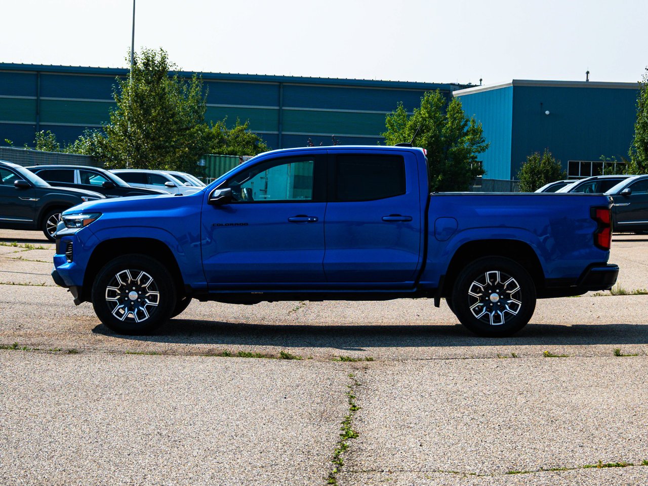 2024 Chevrolet Colorado 4WD Crew Cab LT Blue Sherwood Park - photo #9