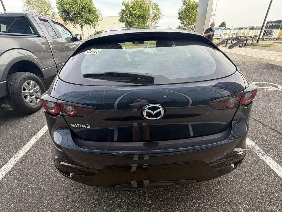 MAZDA Mazda3 Sport 2026 2026 Bleu cristal foncé mica
