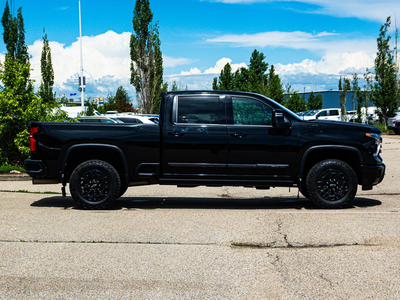 2024 Chevrolet Silverado 3500HD 4WD Crew Cab 159 High Country Black Sherwood Park - photo #14