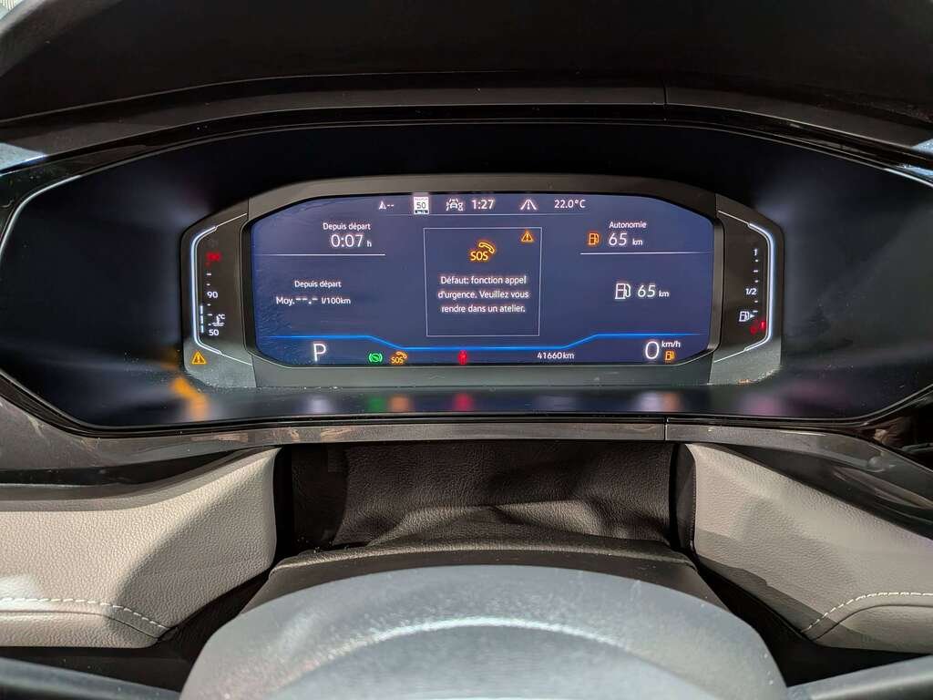 2024 Volkswagen Taos Highline 4MOTION Red Val-David - photo #15