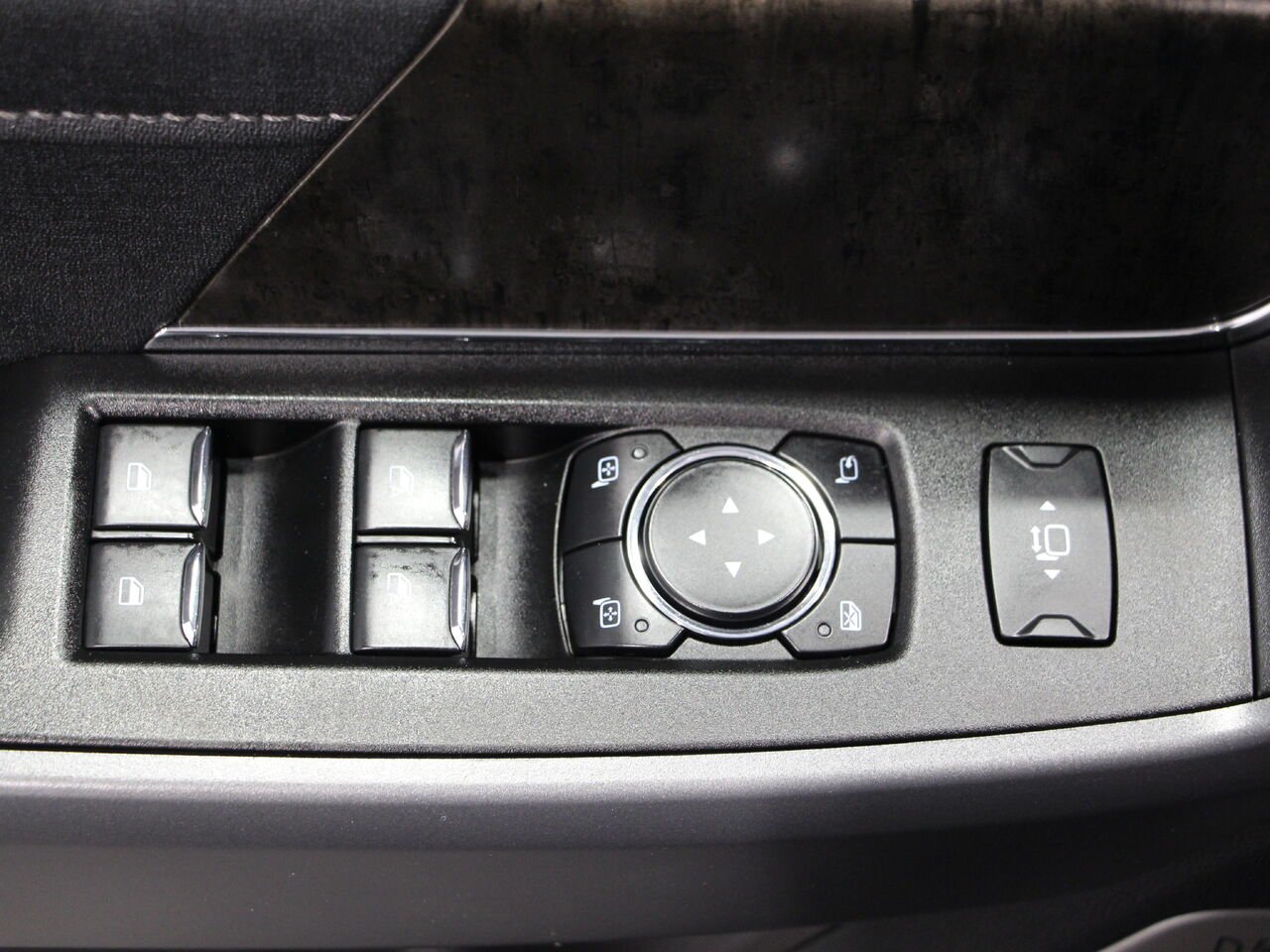 2024 Ford Super Duty F-250 SRW LARIAT F250 LARIAT CREW CAB Black Châteauguay - photo #21