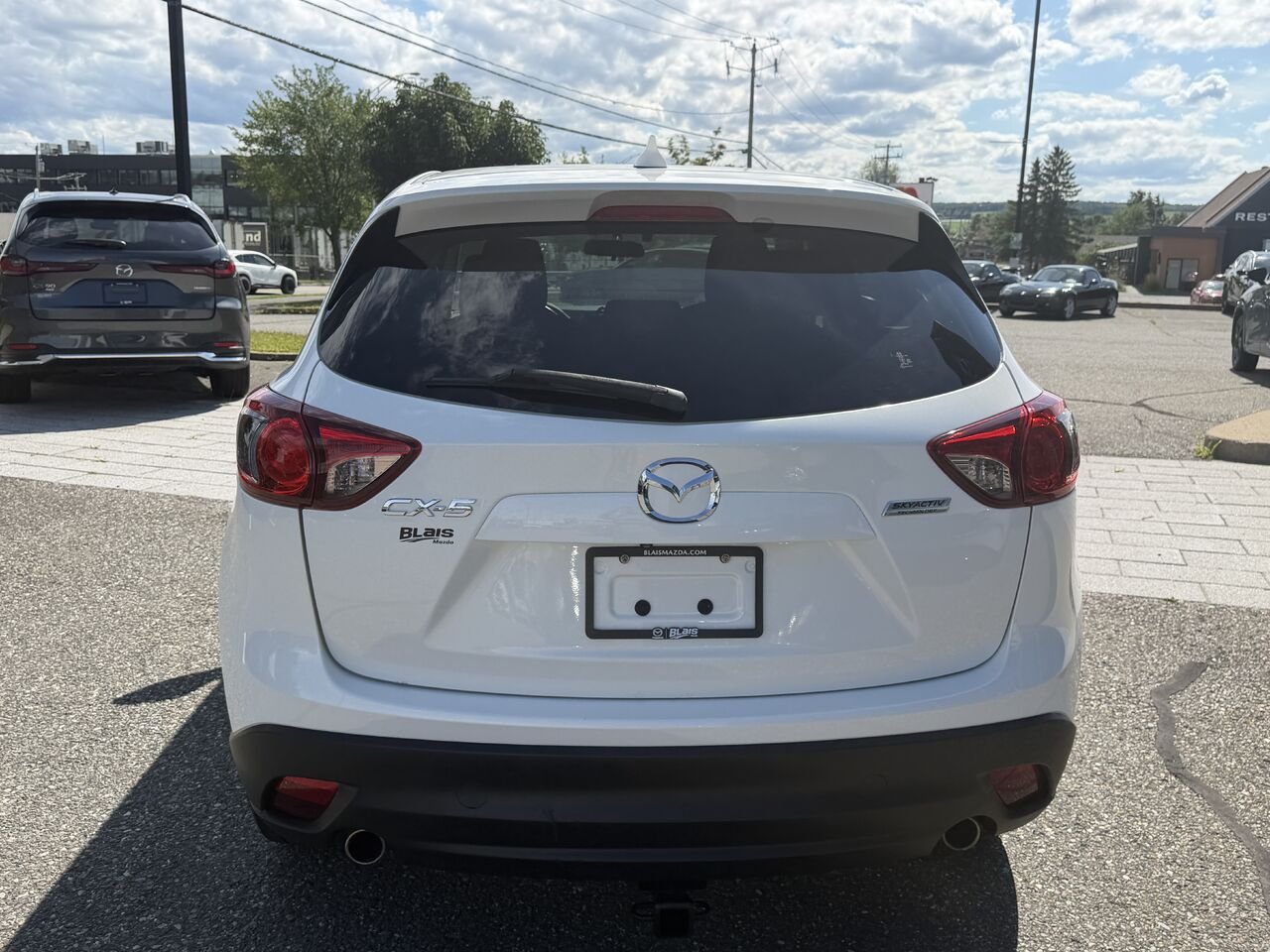 2016 Mazda CX-5 White Ste-Marie - photo #5