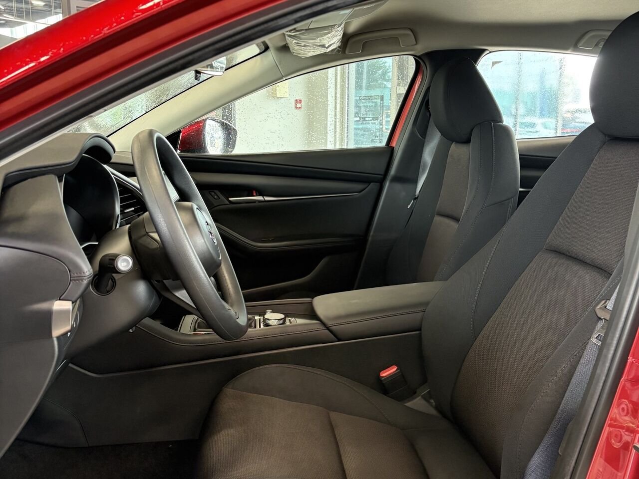 MAZDA Mazda3 GX 2026 Rouge vibrant cristal métallisé Châteauguay - photo #6