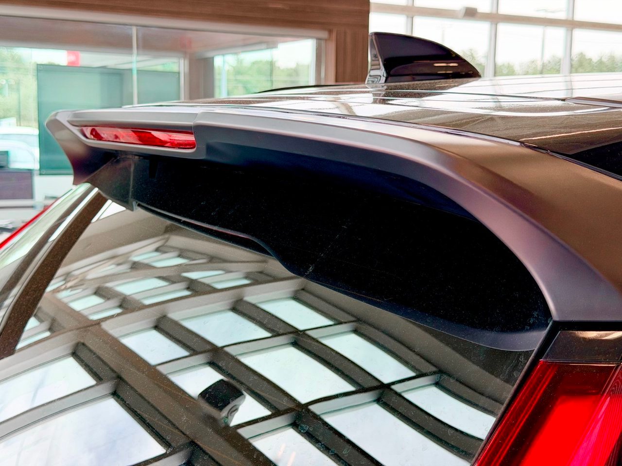 2026 Honda CR-V Hybrid Black Notre-Dame-des-Prairies - photo #11