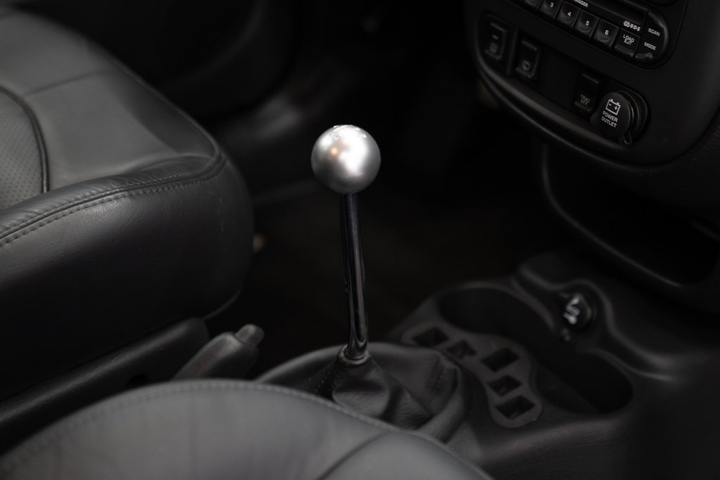 2004 Chrysler PT Cruiser Black Montreal - photo #38