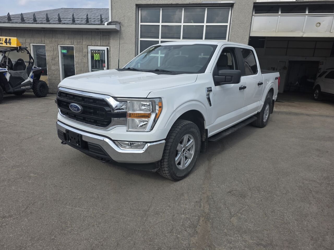 Ford F-150 2022 Blanc Longueuil, - photo #0