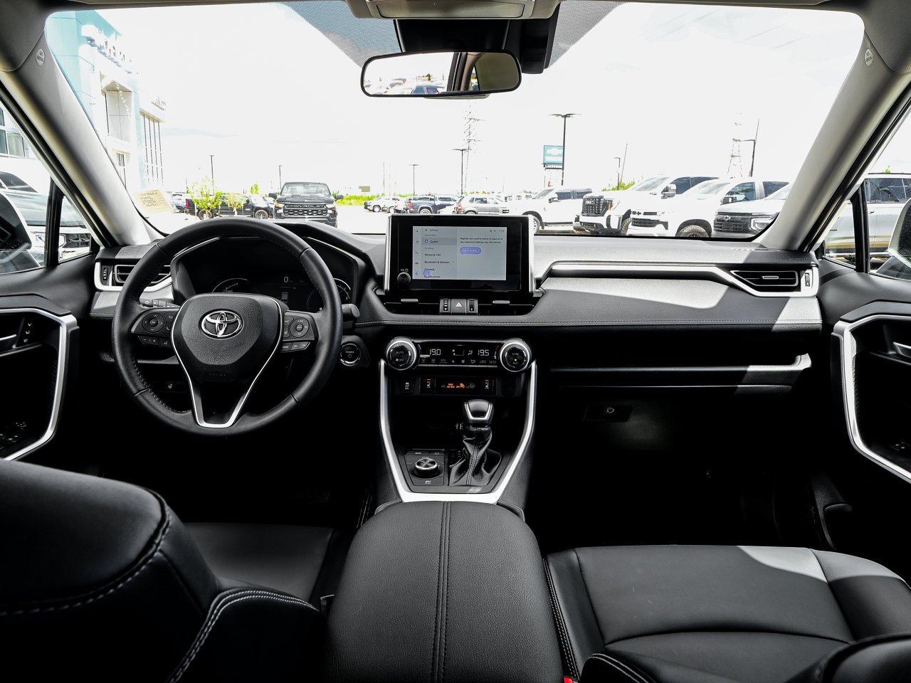 2024 Toyota RAV4 Hybrid XLE AWD White w/Black Roof Sherwood Park - photo #30