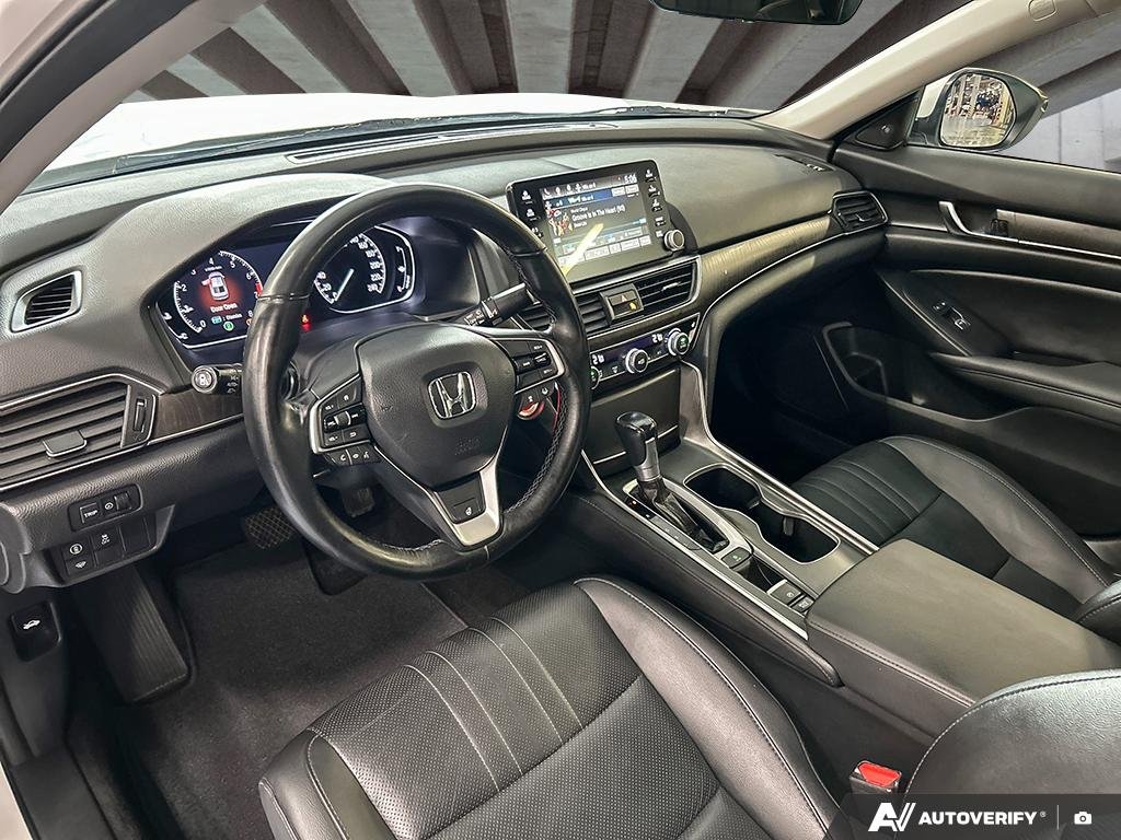 2019 Honda Accord Sedan 2600116B | EX-L White Edmonton - photo #12