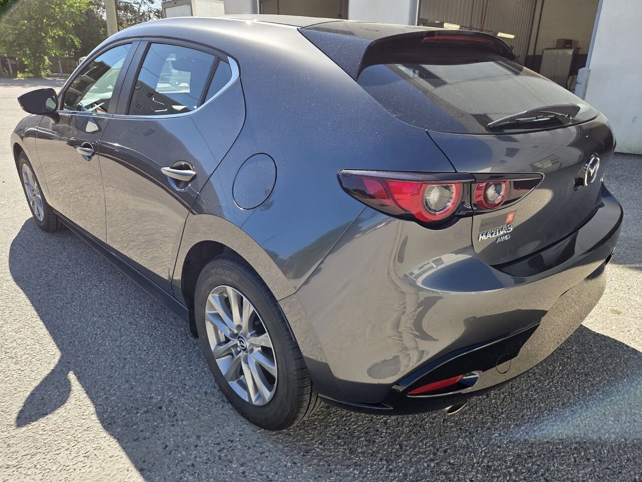 MAZDA MAZDA3 SPORT 2023 01C4 GRIS Mont-Laurier - photo #7