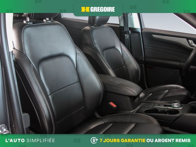 2022 Ford Escape Grey Laval - photo #29