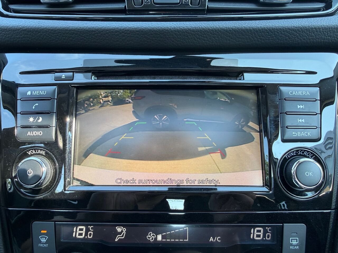2023 Nissan Qashqai SV AWD White Châteauguay - photo #16
