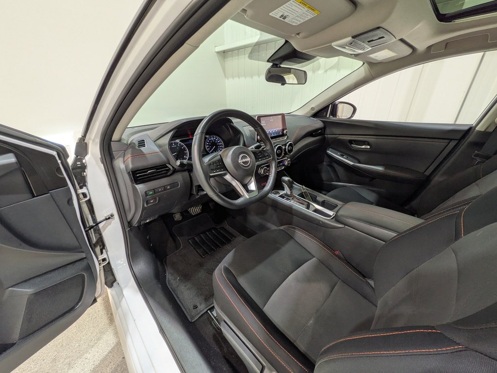 2024 Nissan Sentra SR Manual White Val-David - photo #9