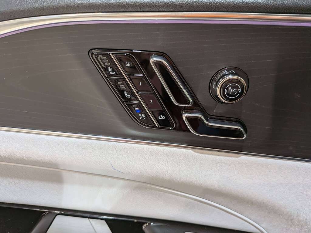 2024 Cadillac LYRIQ 4dr Sport w/1SJ Red Val-David - photo #31