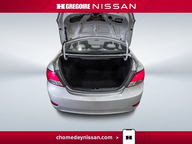 2015 Hyundai Accent Silver Laval - photo #23