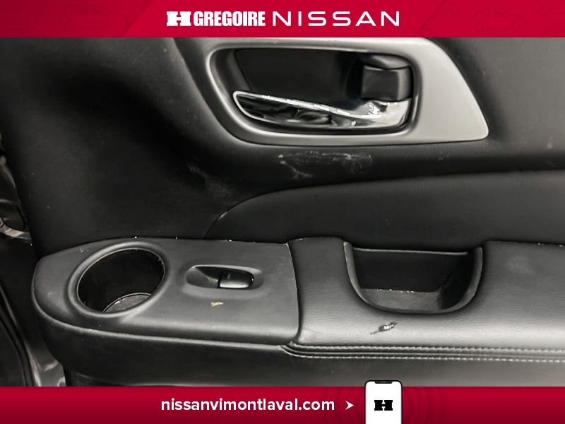 2017 Nissan Pathfinder Grey Laval - photo #15