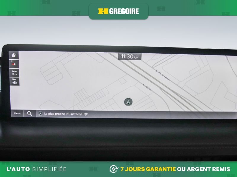 2023 Genesis GV70 White Saint-Eustache - photo #13