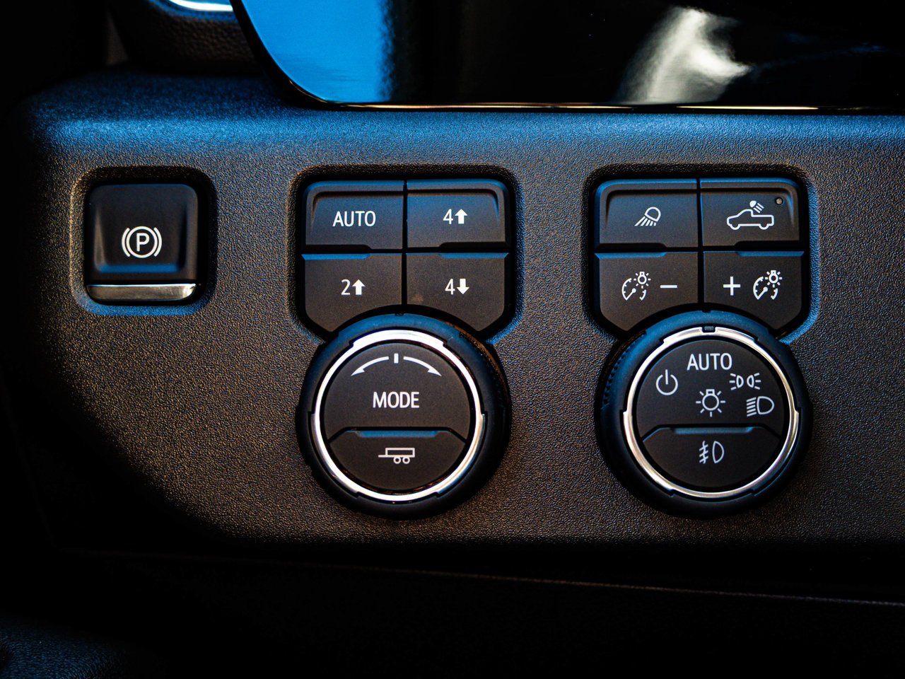 2026 Chevrolet Silverado 1500 4WD Crew Cab 147 RST Blue Sherwood Park - photo #18