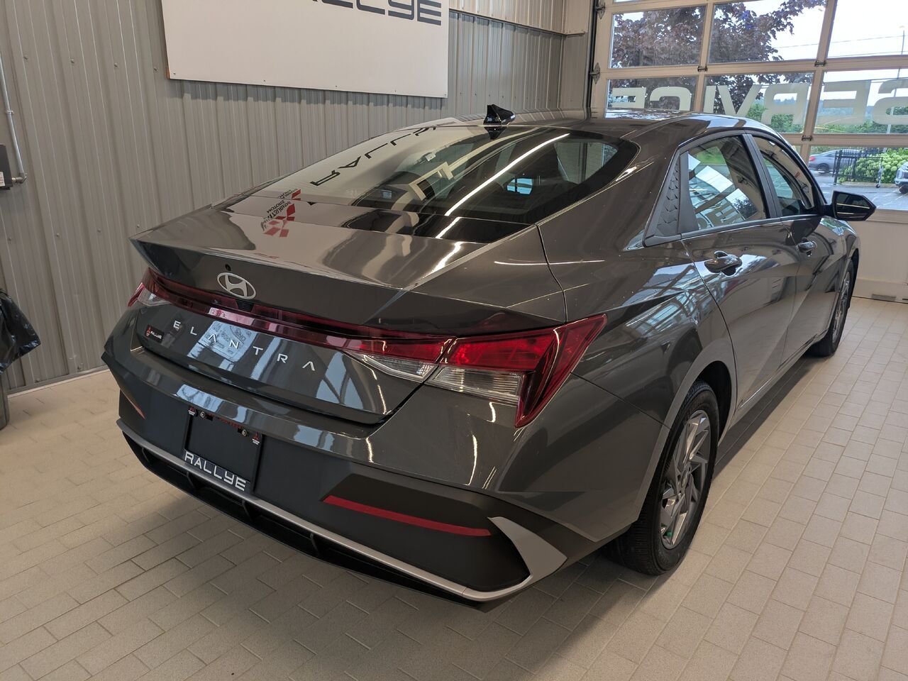 Hyundai Elantra 2024 Gris Gatineau - photo #17