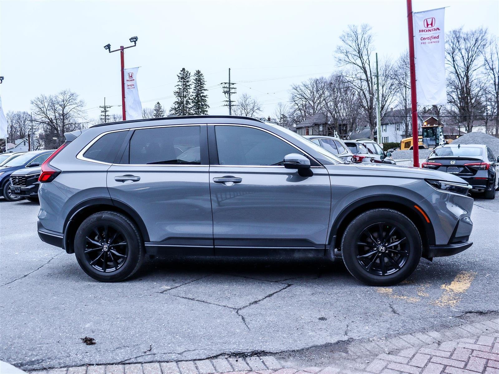Honda CR-V 2023 Grey Ottawa & Gatineau - photo #2