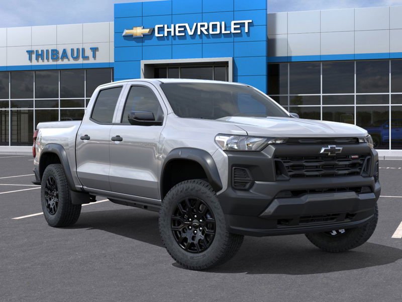 CHEVROLET Colorado Trail Boss 4RM 2025 Gris sterling métallisé Saint-Eustache - photo #6
