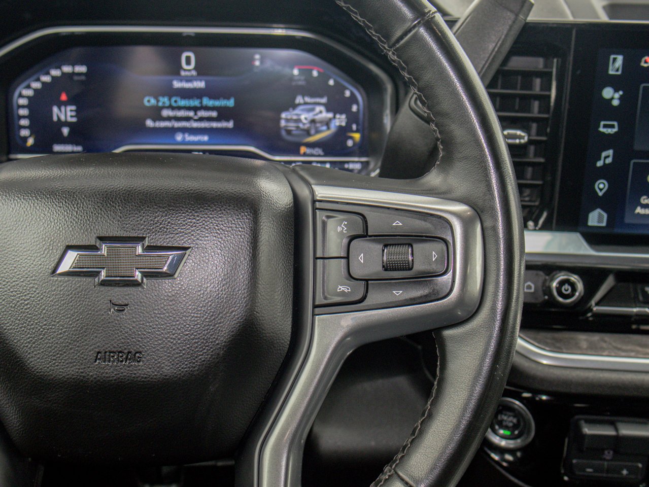 2024 Chevrolet Silverado 3500HD 4WD Crew Cab 159 LTZ Grey Sherwood Park - photo #25