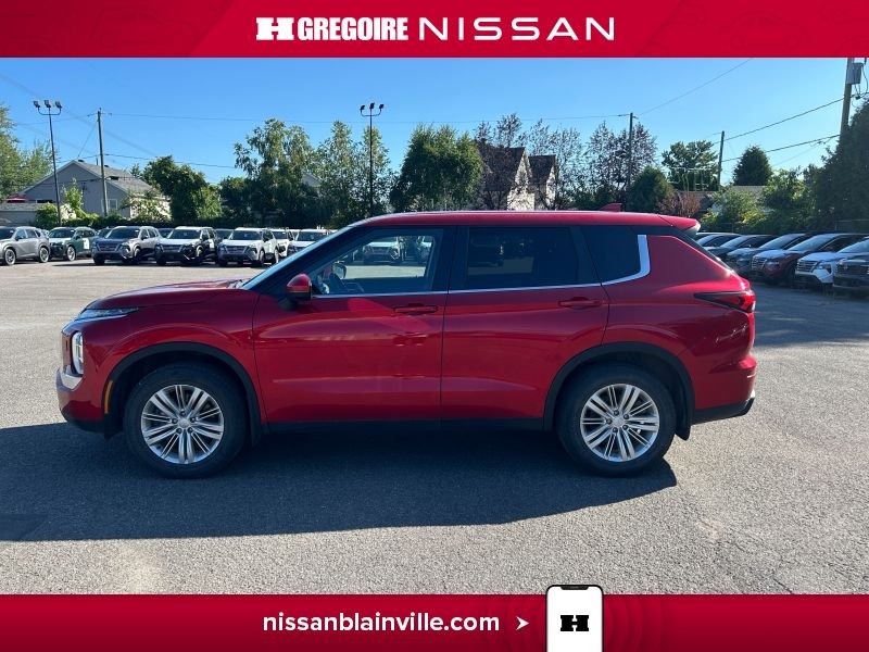 2024 Mitsubishi Outlander Red Laval - photo #10