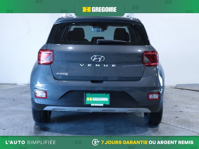 2023 Hyundai Venue Grey Blainville - photo #7