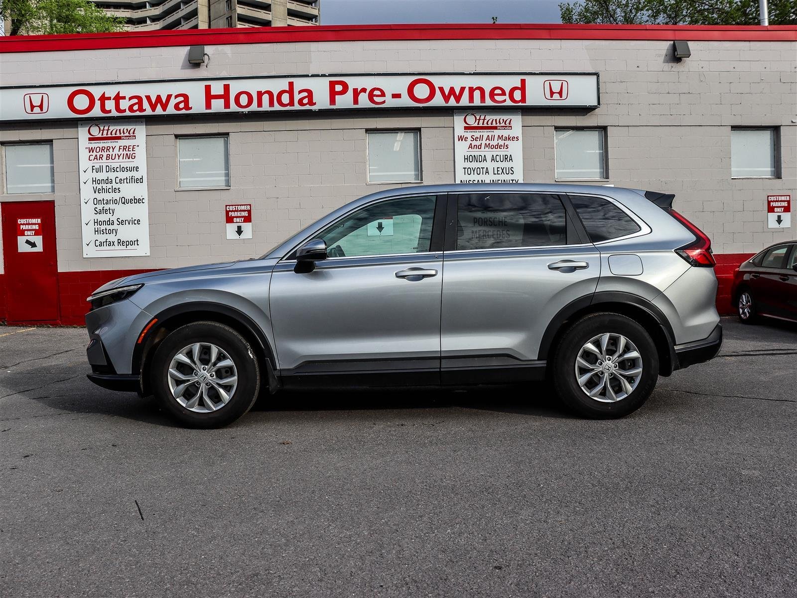 Honda CR-V LX-B 2024 Silver Ottawa & Gatineau - photo #4