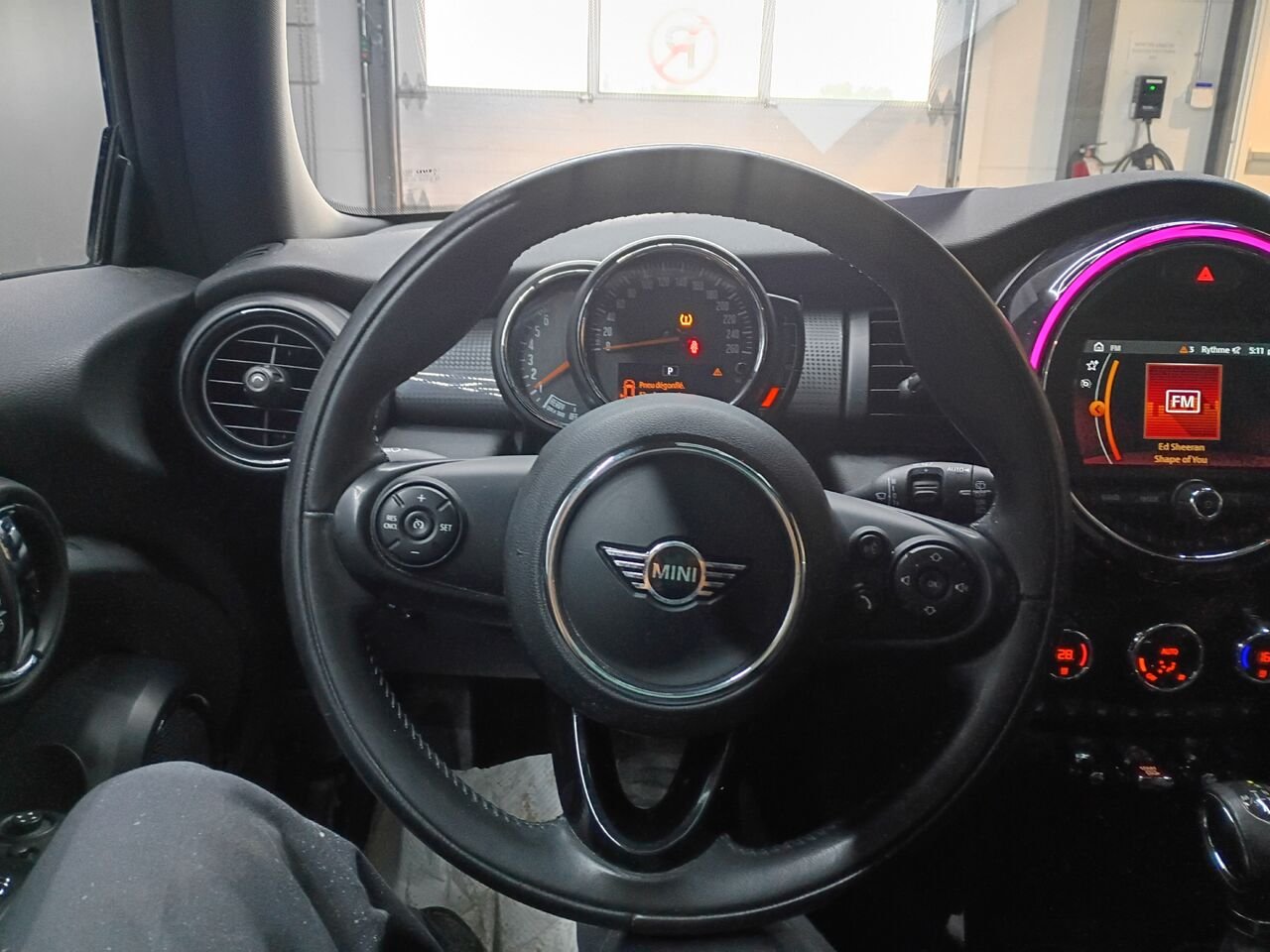 2019 MINI 3 portes Black Blainville - photo #21