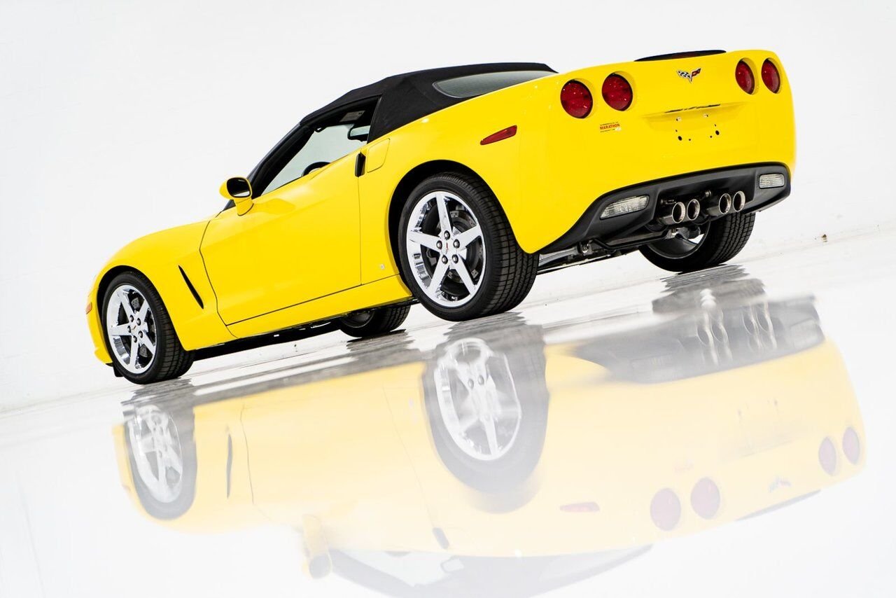 2008 Chevrolet Corvette PRIX EN USD | With Only 900km (563mi) From New With Window Sticker Yellow Montreal - photo #87