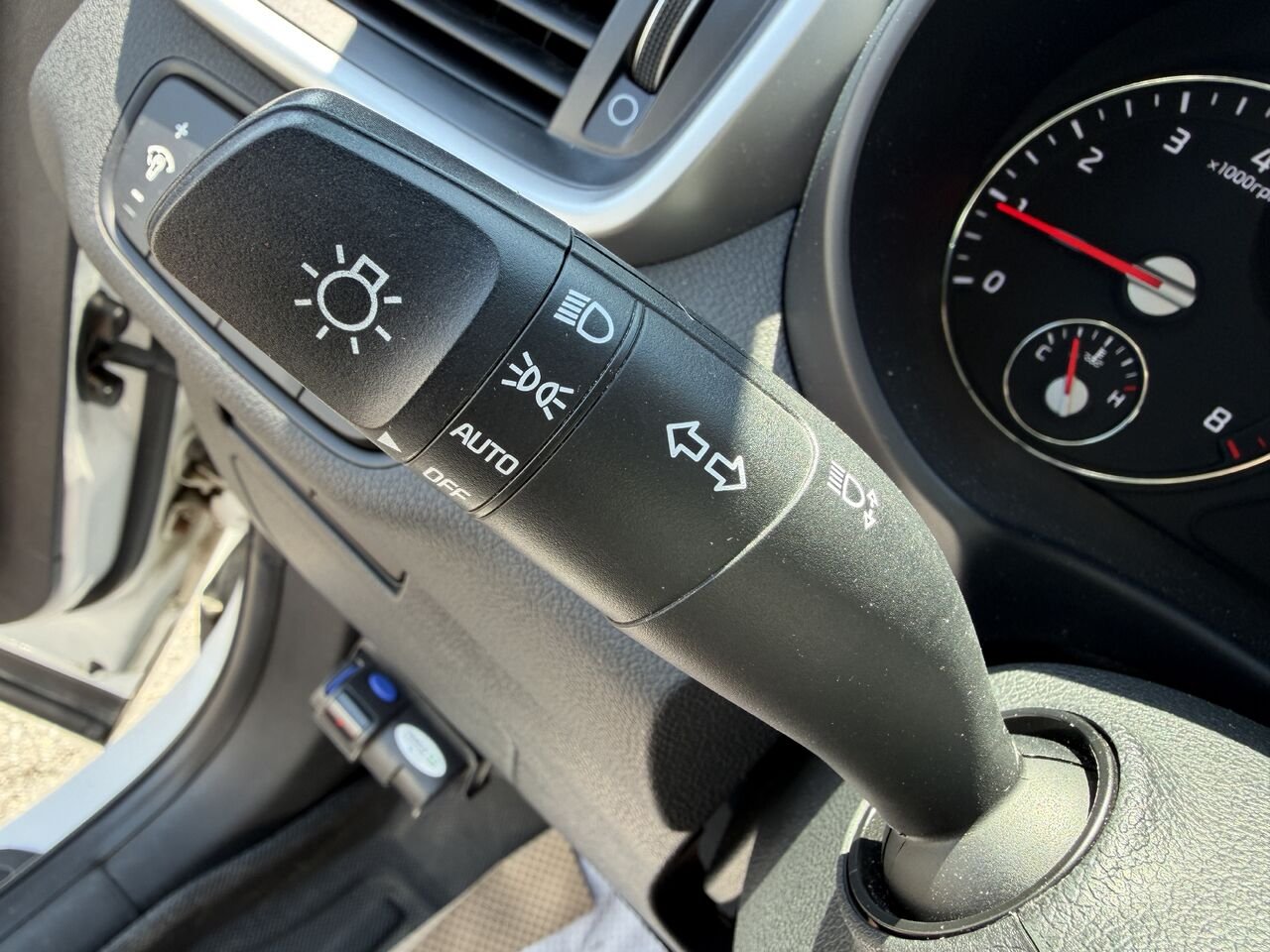2020 Kia Sorento White Nantes - photo #21