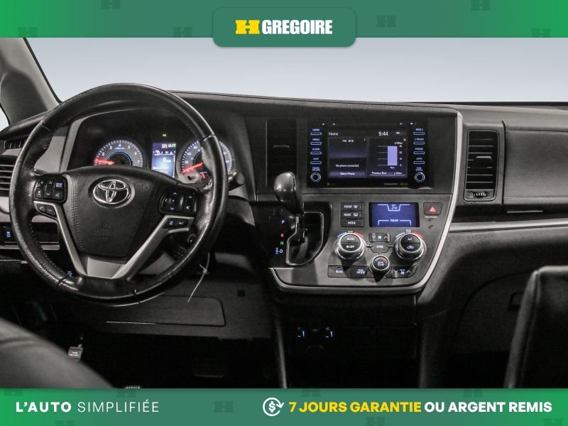 2020 Toyota Sienna White Blainville - photo #17