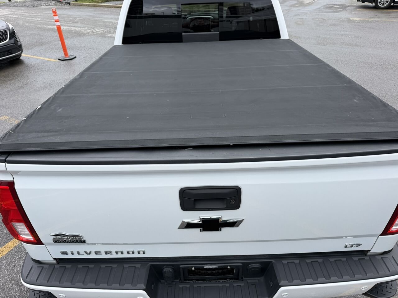Chevrolet Silverado 1500 2LTZ 5.3L ENCEMBLE Z71 QUAD CAB 2017 Blanc Laval - photo #12
