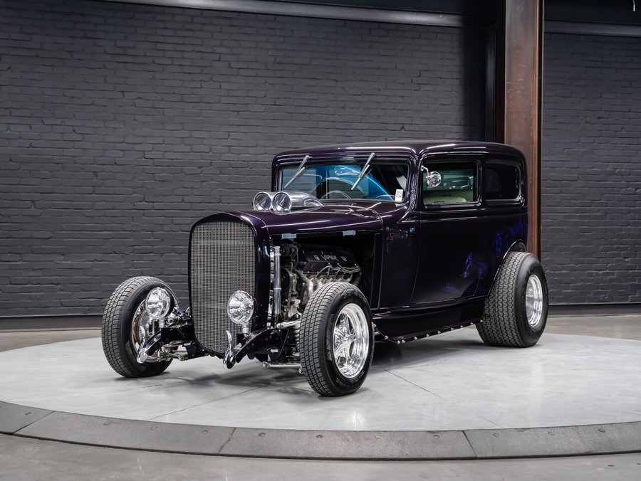 1932 Chevrolet Confederate Coach 1932 Purple