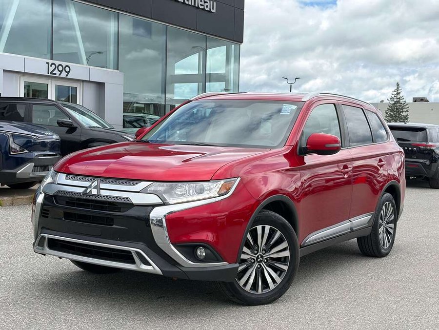 2020 Mitsubishi Outlander 2020 Red